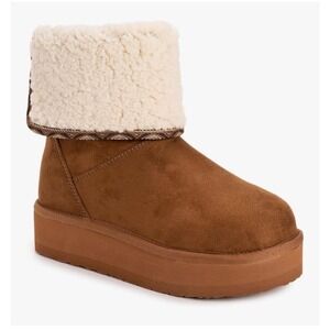 Muk Luks Women's Amelia Boot Faux Suede Sherpa Lined, Chestnut, Size 6, NIB